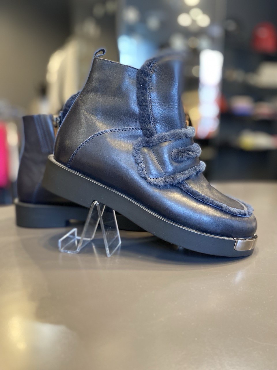 картинка Ботинки GIOVANNI FABIANI зимние от магазина Одежда+