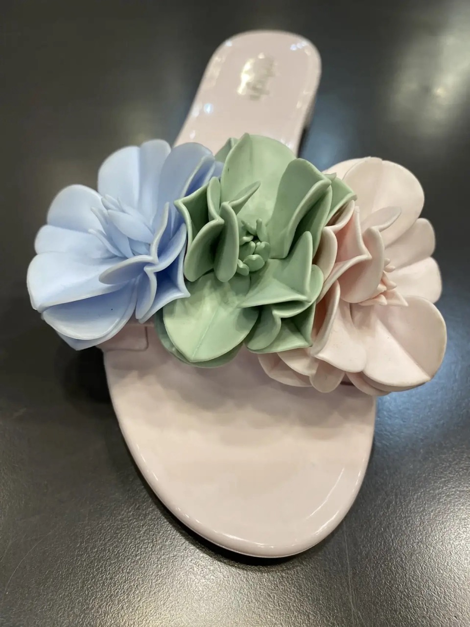 картинка Сланцы MENGHI розовые "цветы" от магазина Одежда+