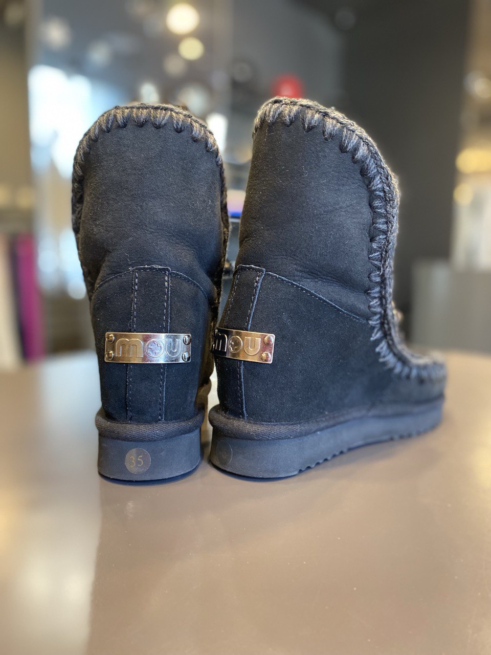 картинка Угги MOU с декором со скрытой танкеткой от магазина Одежда+