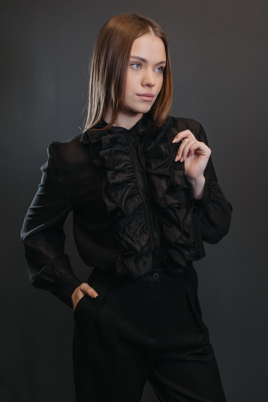 картинка Блуза TENSIONE IN от магазина Одежда+