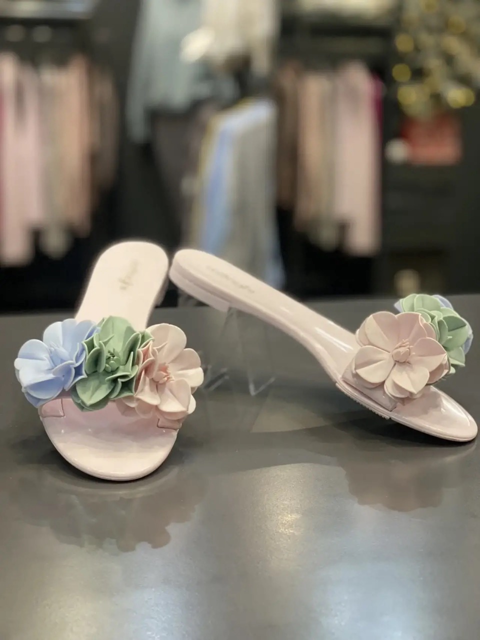 картинка Сланцы MENGHI розовые "цветы" от магазина Одежда+