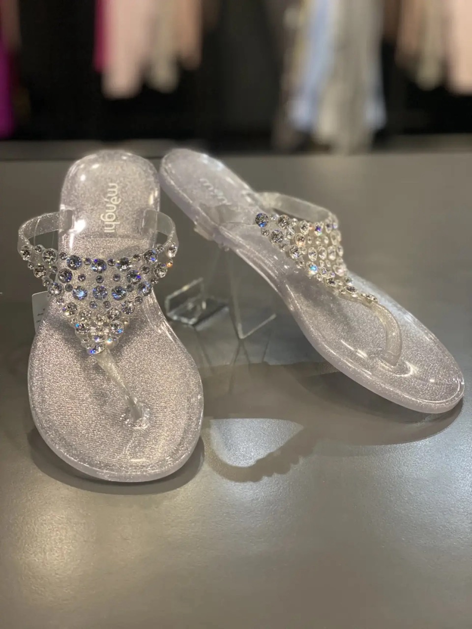 картинка Сланцы MENGHI серые swarovski от магазина Одежда+